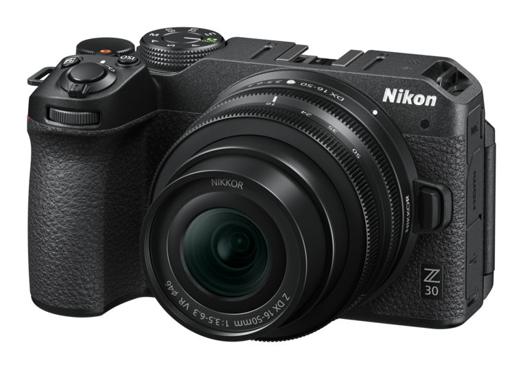 美品 ボディ Z30 NIKON ショット数18,169枚★美品★ | Zマウント Nikon | [ボディ] Z30 Nikon シャッター数311回] デジタルカメラ